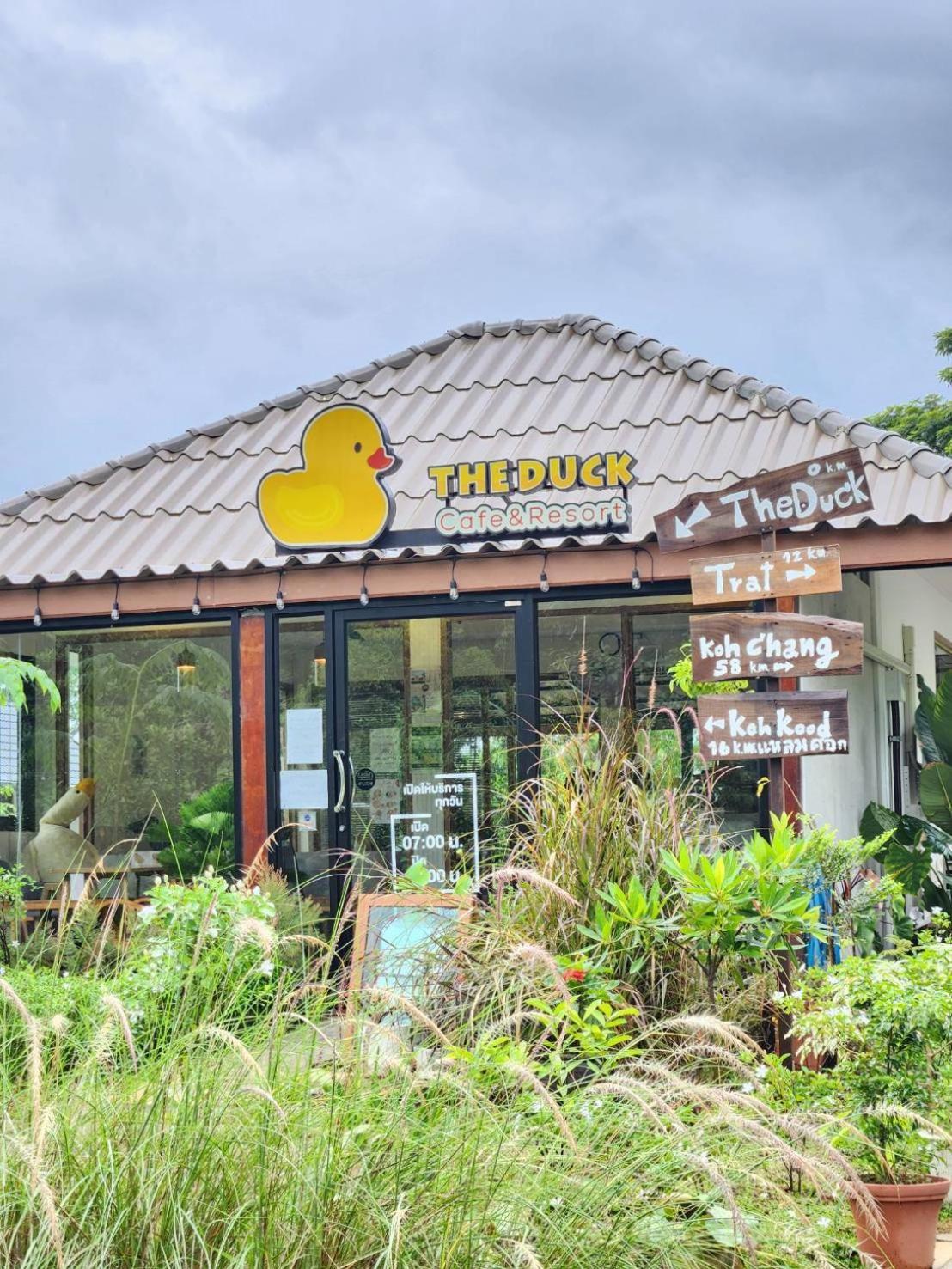 The Duck Cafe And Resort Τρατ Εξωτερικό φωτογραφία