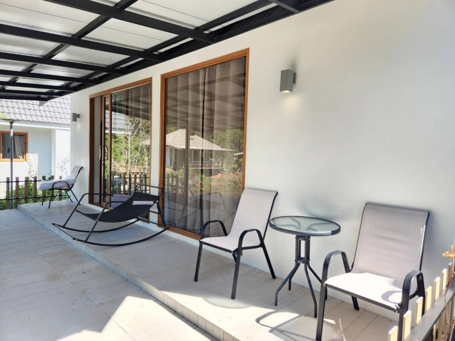 The Duck Cafe And Resort Τρατ Εξωτερικό φωτογραφία